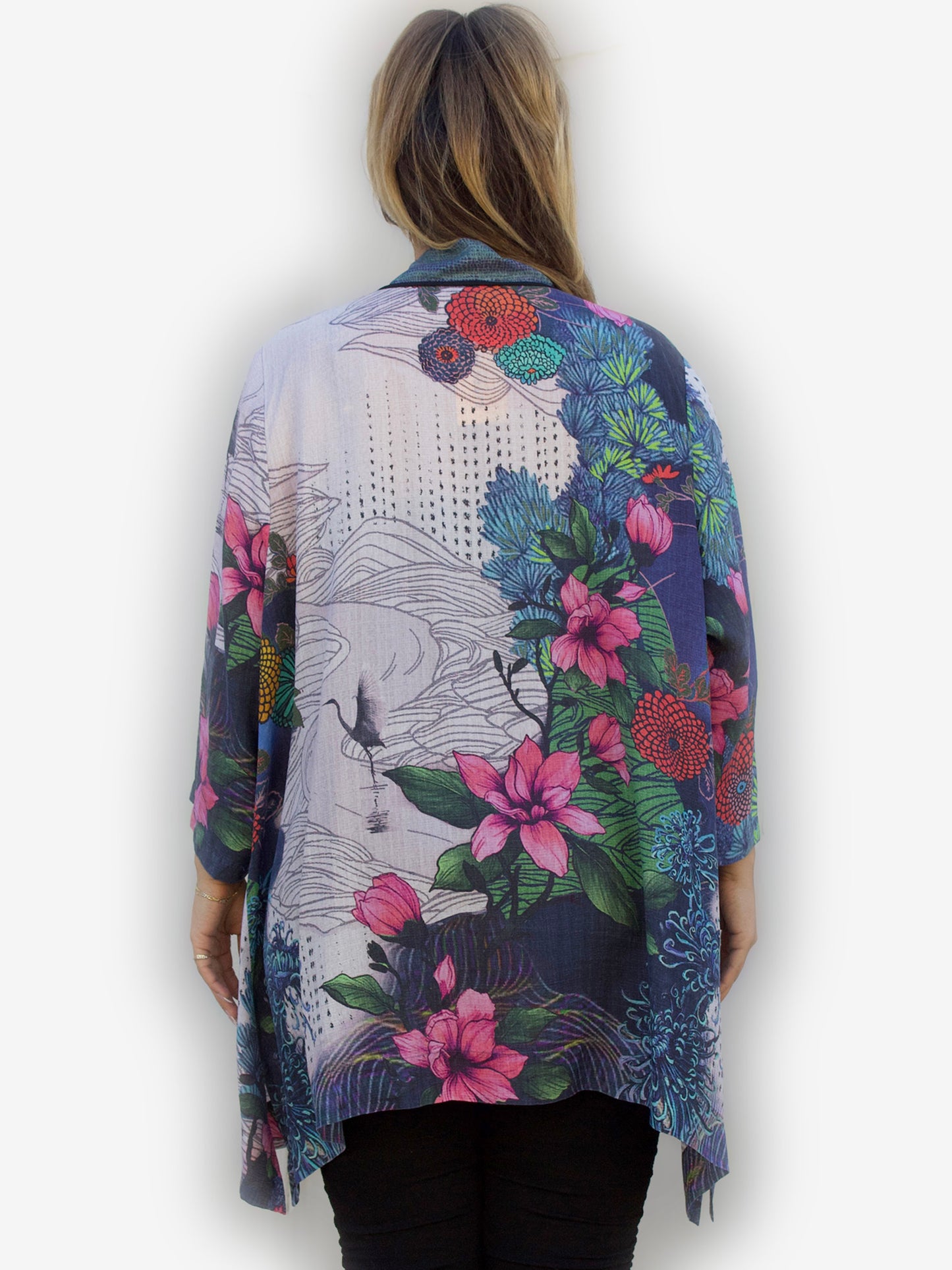 Border Crane Flowers Duster by Citron
