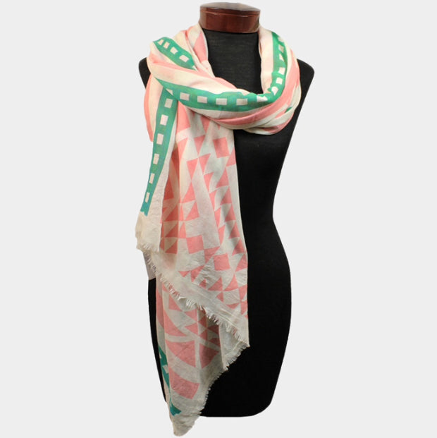 Geometric Pattern Print Oblong Scarf