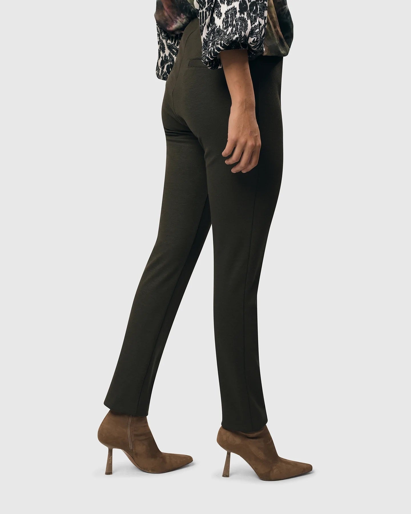 Essential Slim Pants in Woods by Alembika