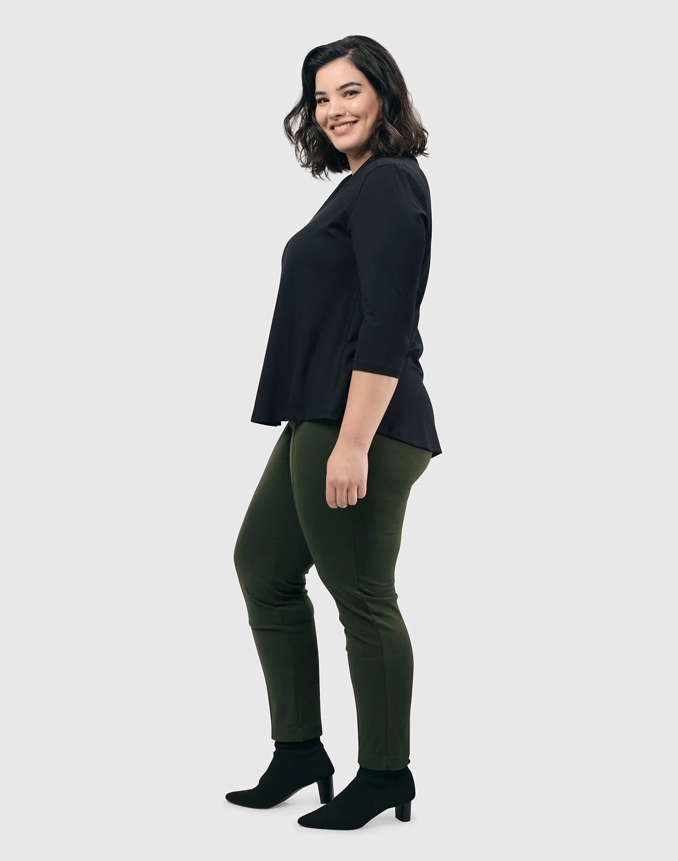 Essential Slim Pants in Green by Alembika