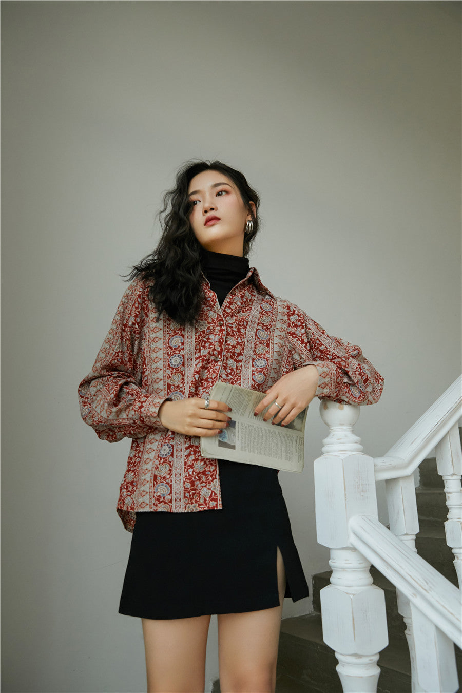 Vintage Long Sleeve Red Floral Stripe Blouse with Lantern Sleeves