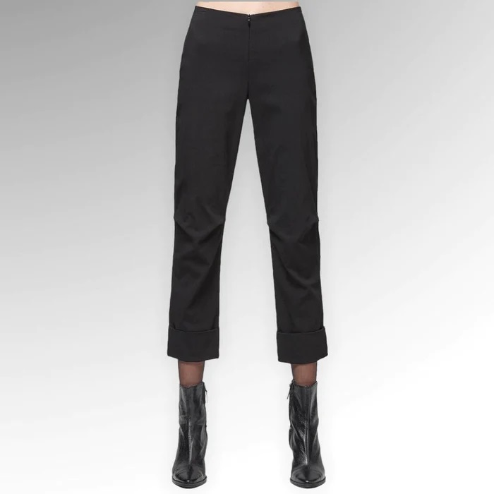 Verona Crop Pant in Black by Porto
