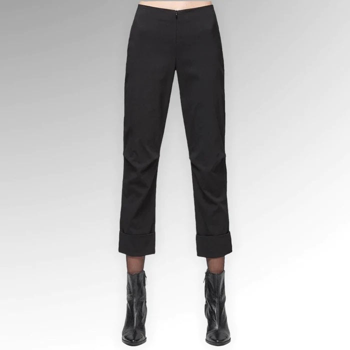 Verona Crop Pant in Black by Porto