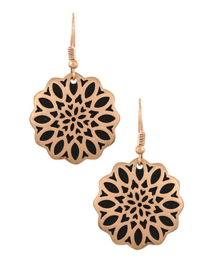 Metal Flower Cut Out w/Black Dangle Earring