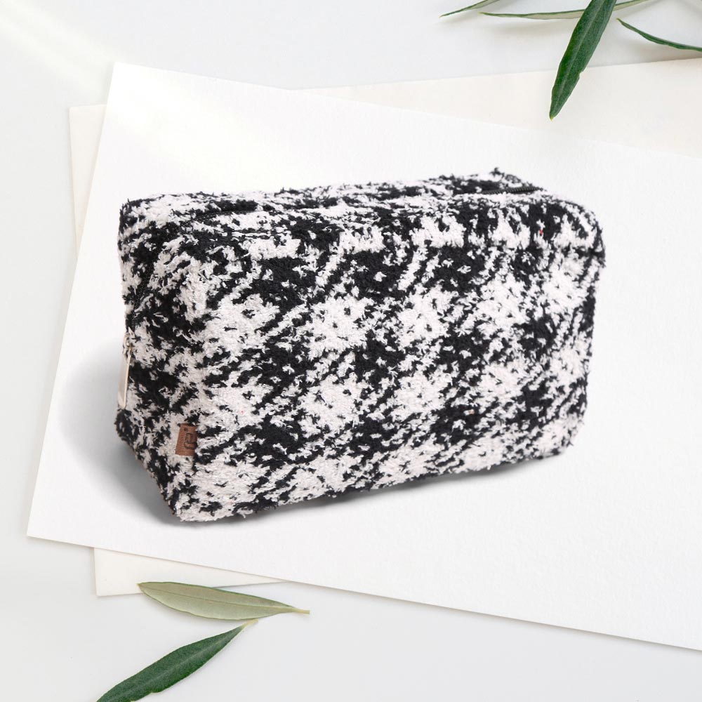 Buffalo Check Travel Pouch Large Blk/WHT