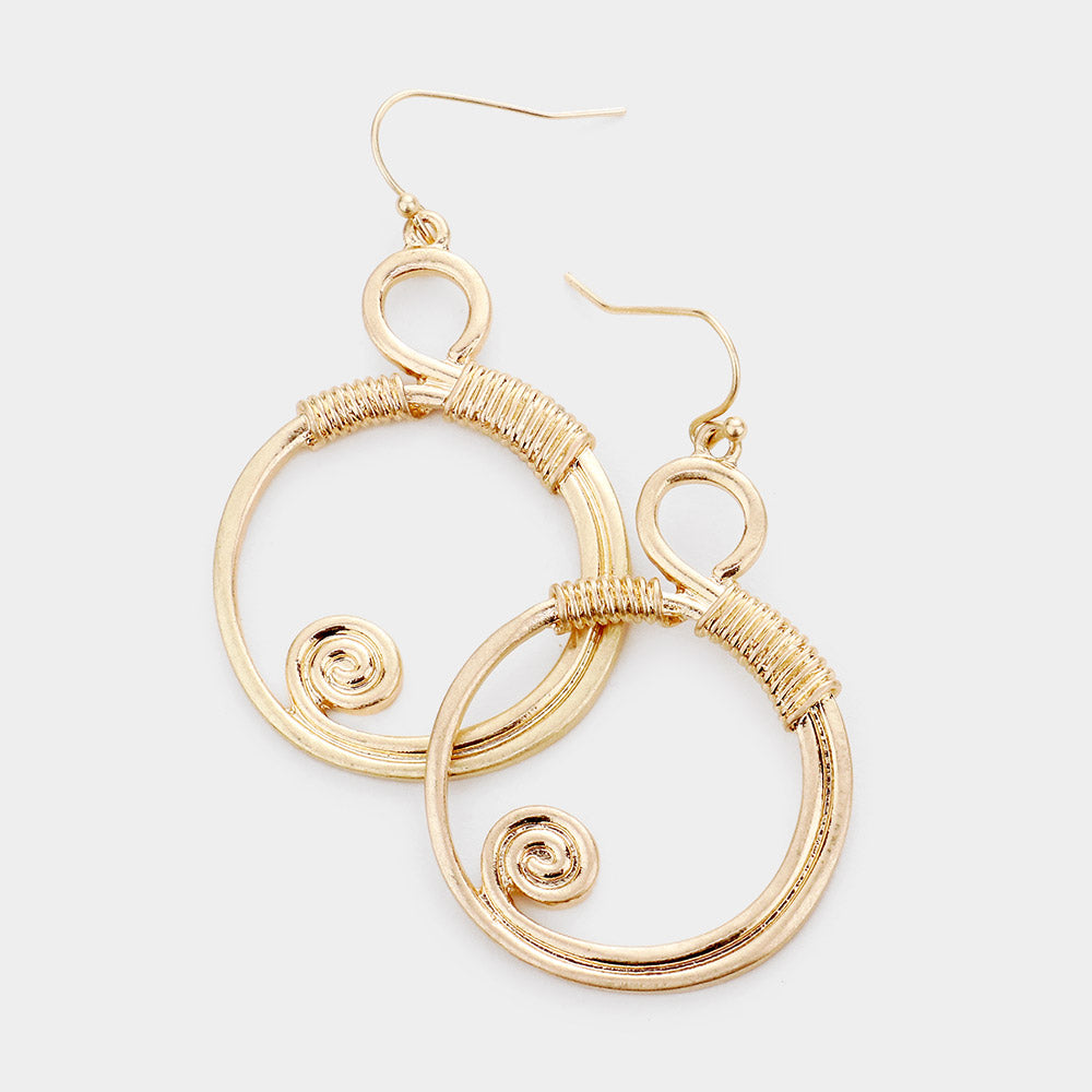 Swirl Detail Metal Dangle Earrings Gold Tone