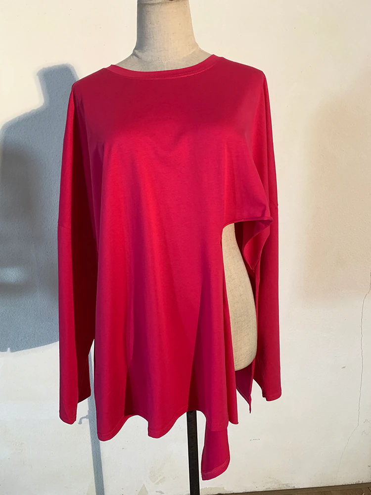 Long Sleeve Tee with Side Cut-Out Round Neck in Rose