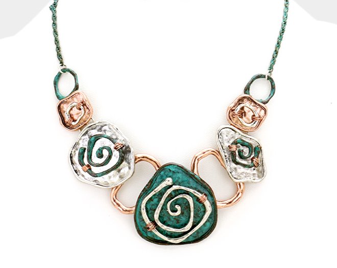 Tri-tone Abstract Hammered Swirl Metal Link Necklace